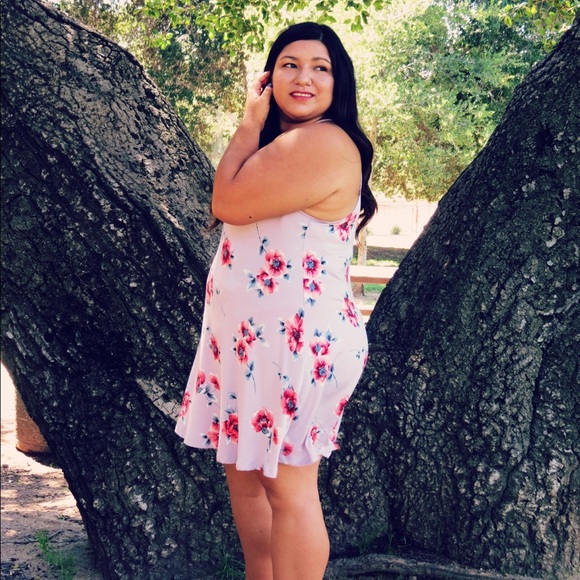 Forever 21 1X Floral Dress Gently Used - Picture 5 of 6